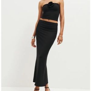 🧡 Reformation Adalynn Two-Piece Strapless Knit Top & Maxi Skirt Black